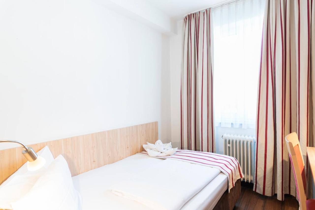Hotel Astoria Stuttgart City Eksteriør billede
