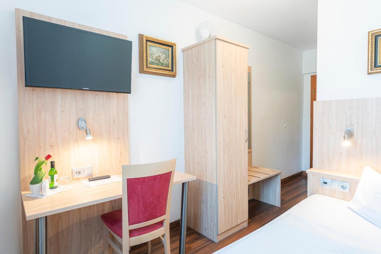 Hotel Astoria Stuttgart City Eksteriør billede